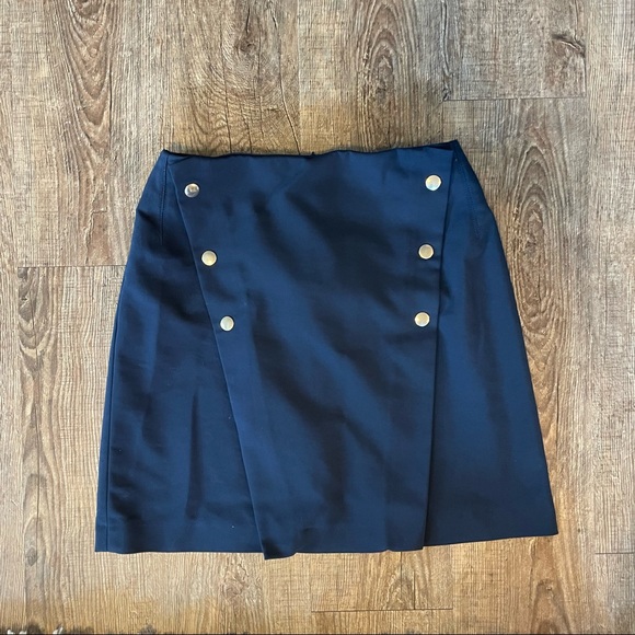 Zara 🌸 | navy blue buttoned down XS high waisted Skirt - Picture 1 of 4